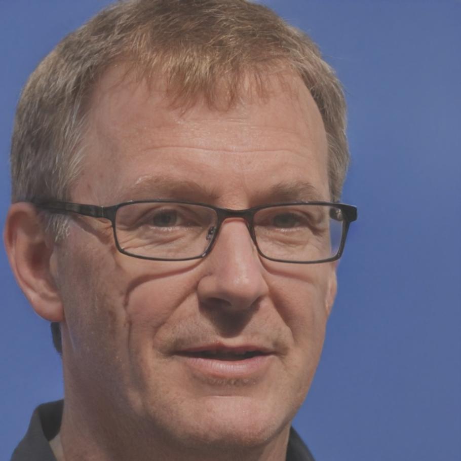Portrait von Gregor Felsmann, Gründer von Zrestex